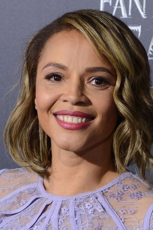 Picture of Carmen Ejogo