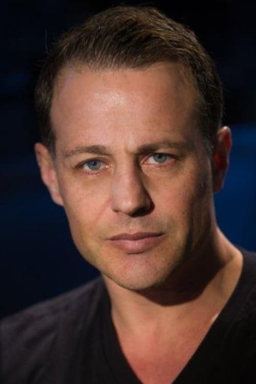 Picture of Louis Mandylor