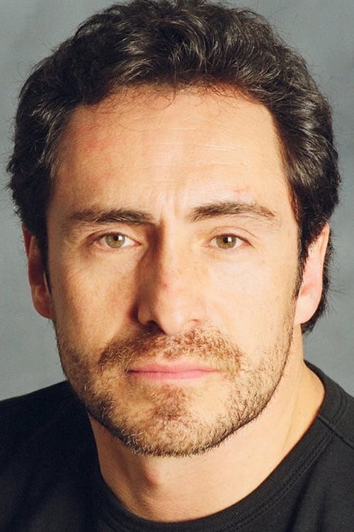 Picture of Demián Bichir