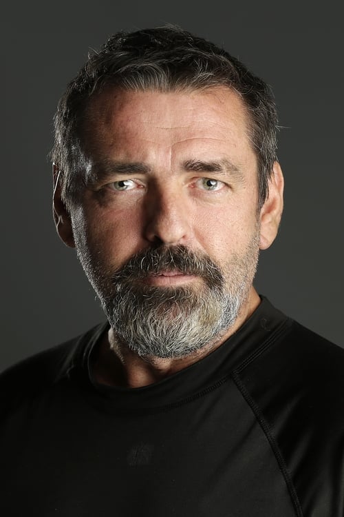 Picture of Angus Macfadyen