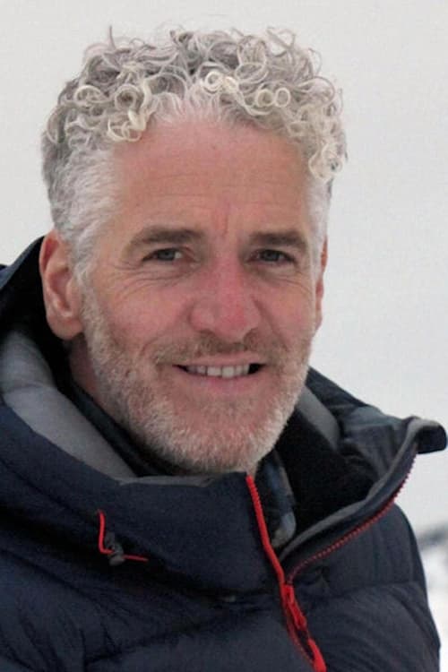 Picture of Gordon Buchanan