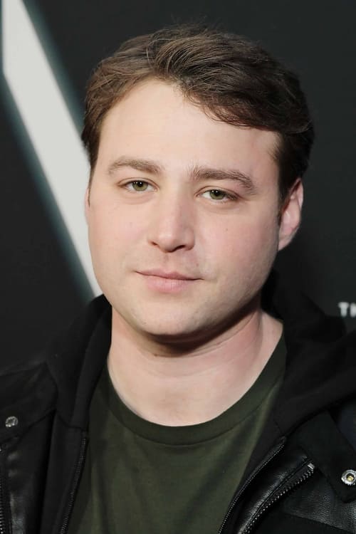 Picture of Emory Cohen