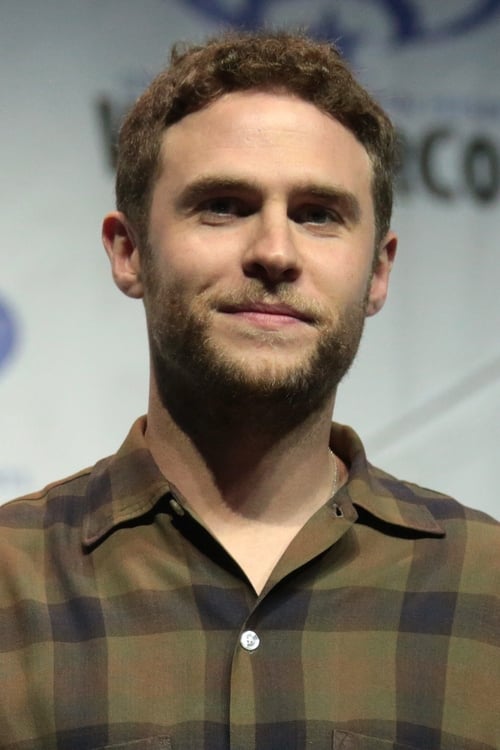 Picture of Iain De Caestecker