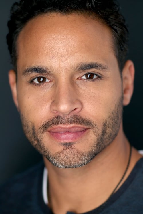 Picture of Daniel Sunjata