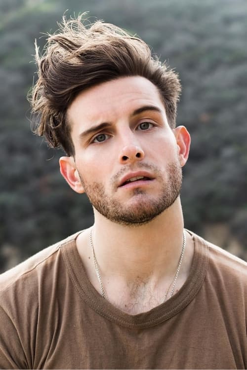 Picture of Nico Tortorella