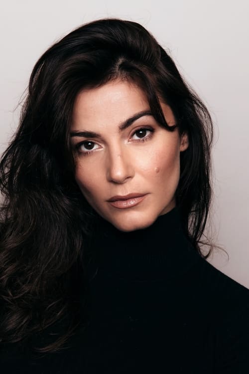 Picture of Elysia Rotaru