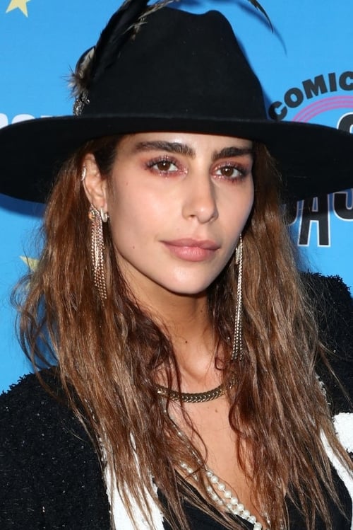 Picture of Nadia Hilker