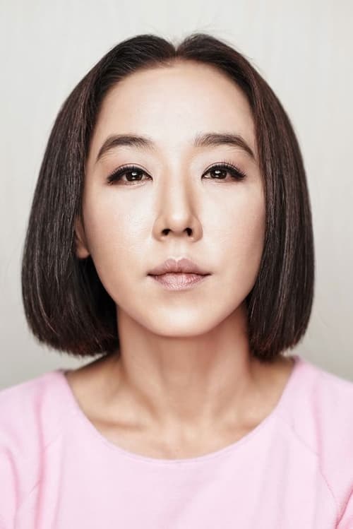 Picture of Kang Soo-youn