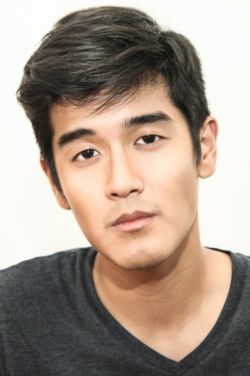 Picture of Nathan Hartono