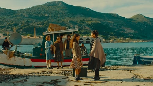 Still image taken from Picciridda - Con i piedi nella sabbia